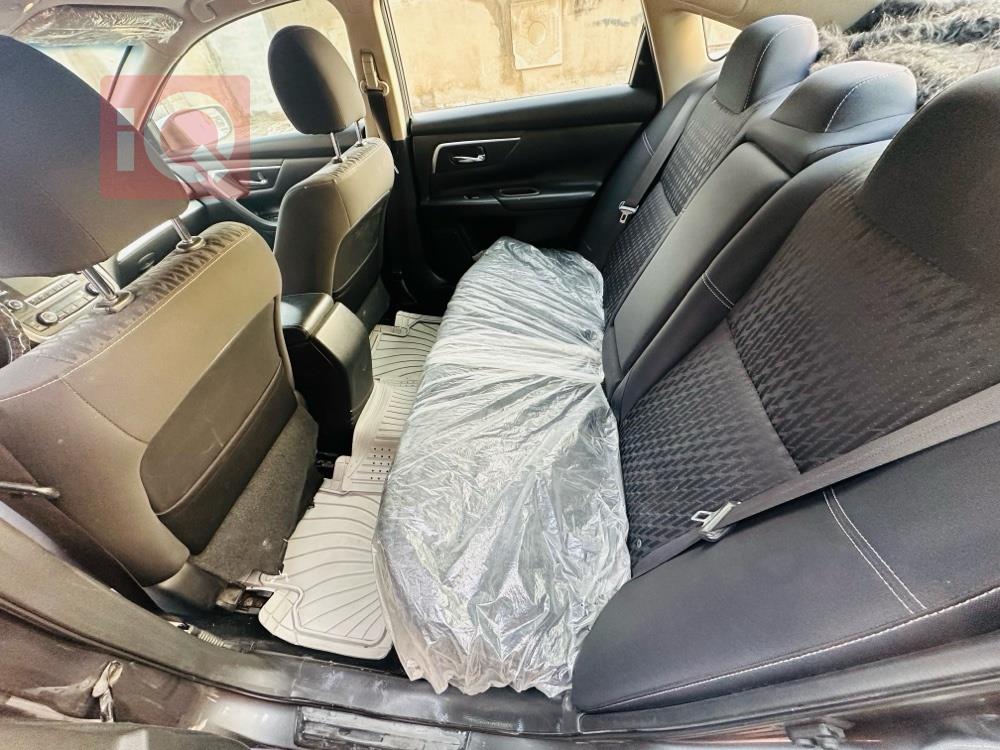 نيسان ألتيما